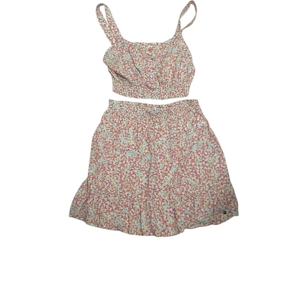 Roxy Dresses & Skirts - Roxy Pink and Mint Floral Two-Piece Skirt Set